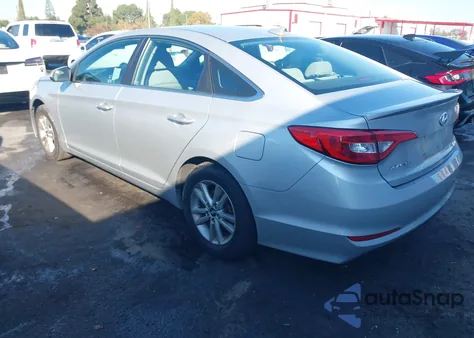 2015 Hyundai Sonata Se z USA, uszkodzony, nr VIN 5NPE24AF1FH017363